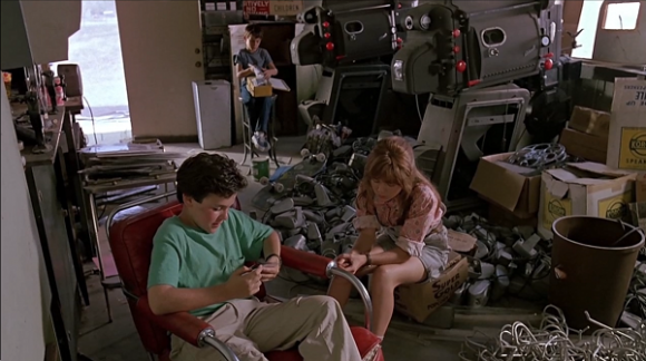Fred Savage, Jenny Lewis and Luke Edwards in The Wizard Fred Savage, Jenny Lewis and Luke Edwards in The Wizard
